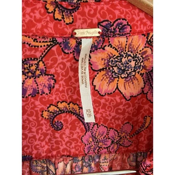 FREE PEOPLE I Got You Printed Floral Smocked Crop Top Red Long Sleeve XSmall - Picture 6 of 11